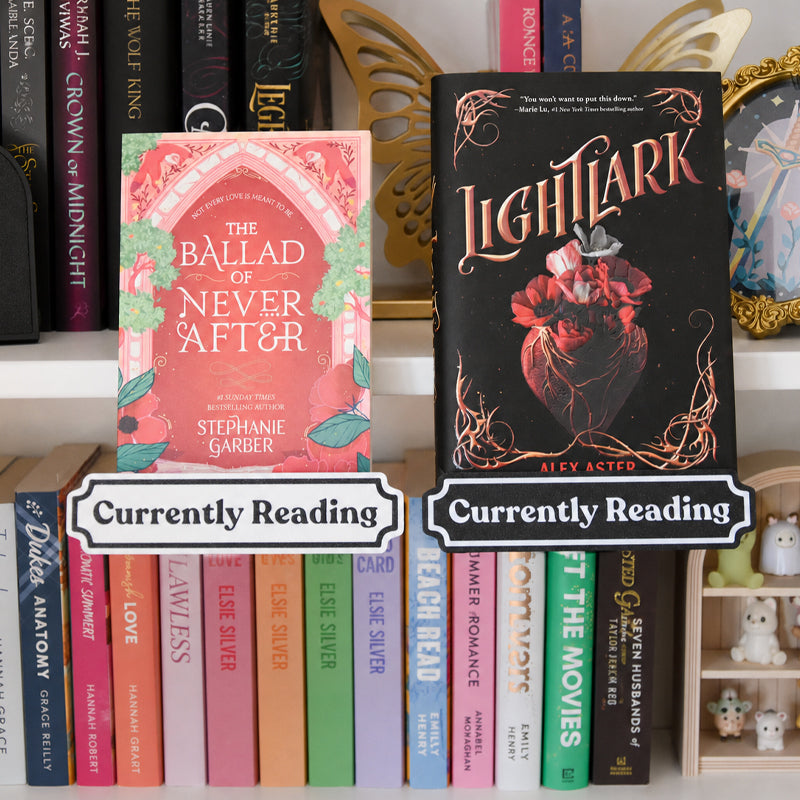 📚✨ Floating Book Display Shelf — Magical Floating Look with Decorative Botanical Accent