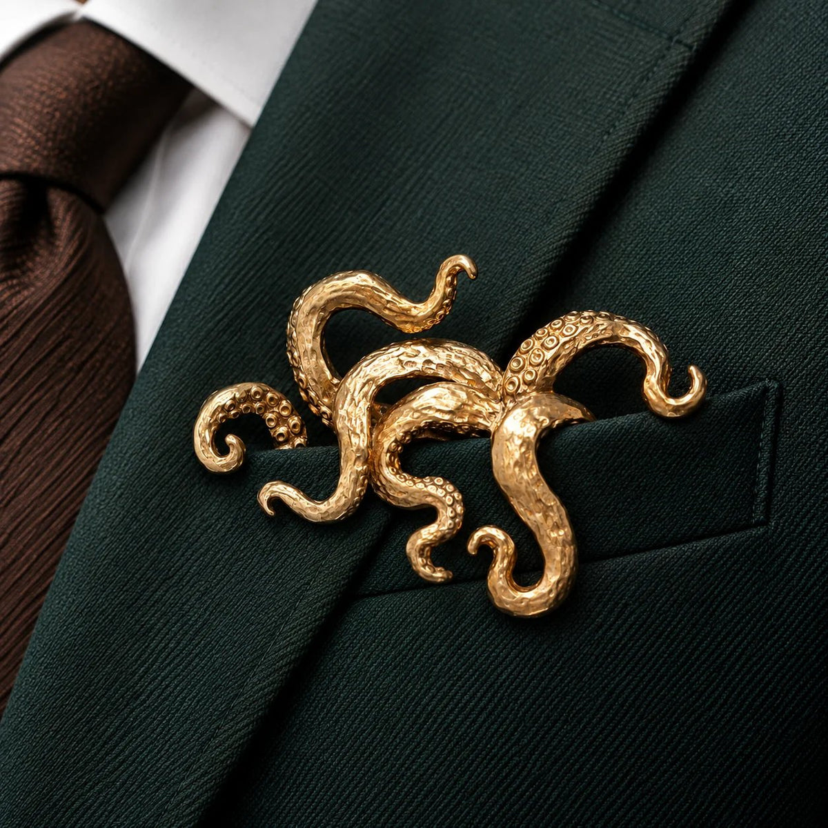 🐊✨ Sculptural Animal Metal Pocket Square