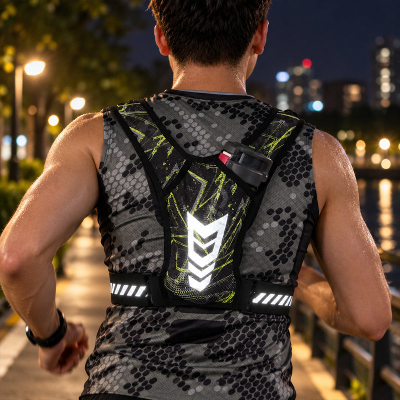 🏃Hands-Free Running Vest -- Water Bottle, Phone Storage & Reflective Safety