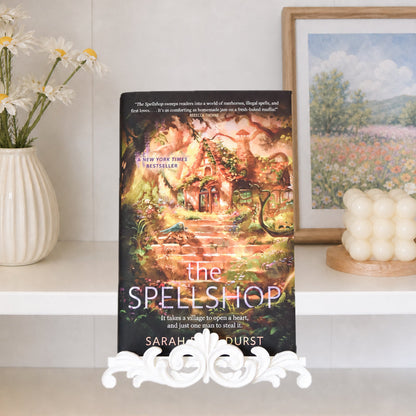 📚✨ Floating Book Display Shelf — Magical Floating Look with Decorative Botanical Accent