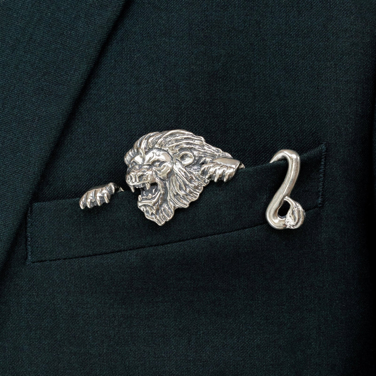 🐊✨ Sculptural Animal Metal Pocket Square