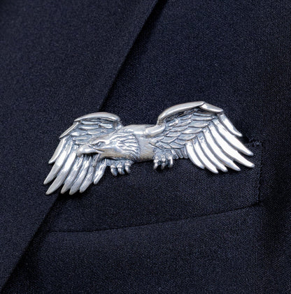 🐊✨ Sculptural Animal Metal Pocket Square