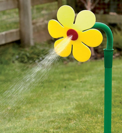 🌼 Watch your garden dance – crazy daisy sprinkler spins smiles everywhere! 💃💦